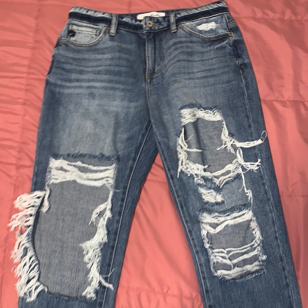 Size 5/26, mom/boyfriend jeans